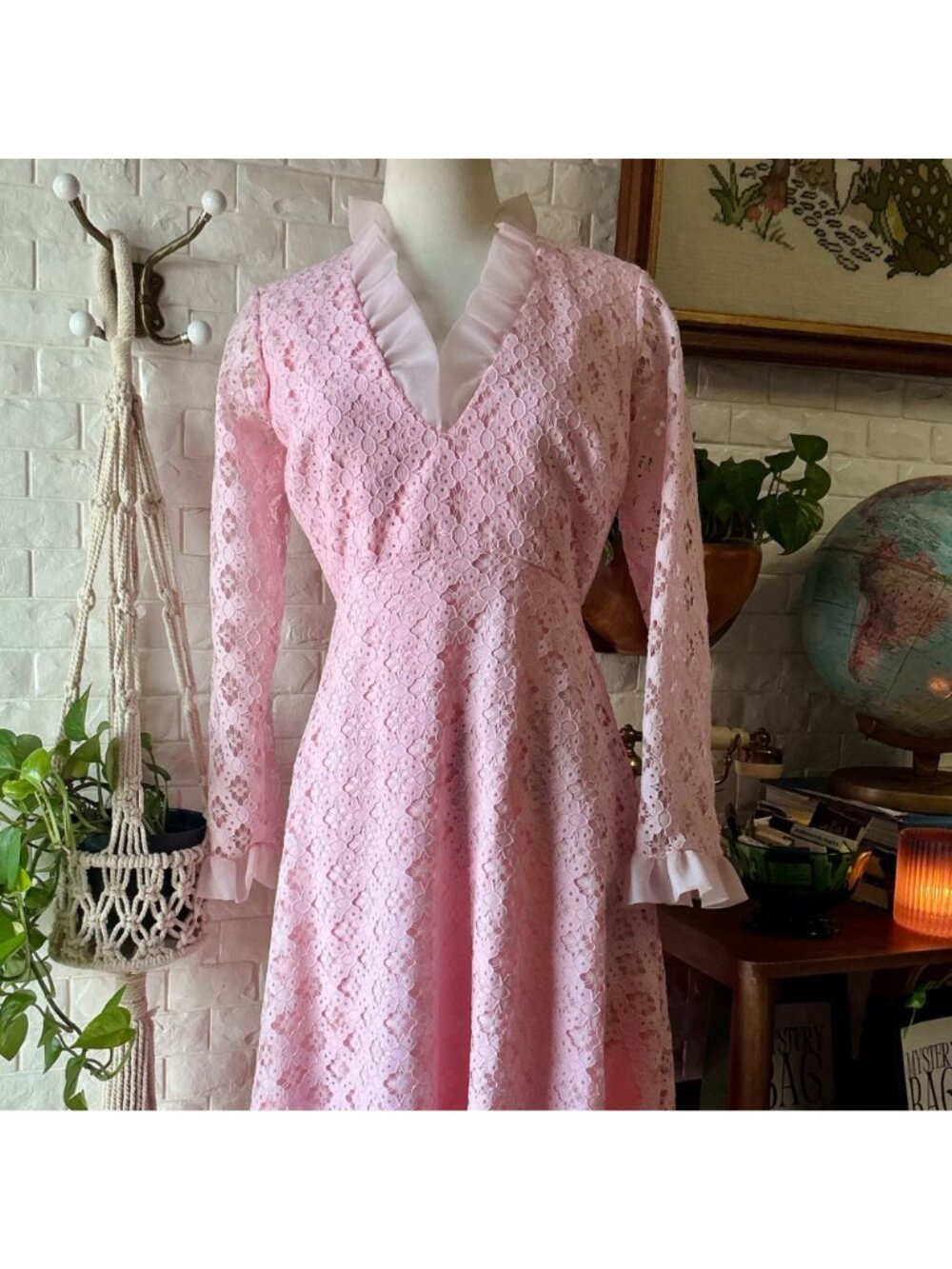 Vintage 1960s Bernie Bee Union Made Pink Lace Prairie Dress - Picture 2 of 13
